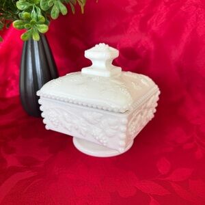 Westmoreland Elegant White Milk Glass Lidded Dish 5 1/4"x4.5" approx Panel Grape